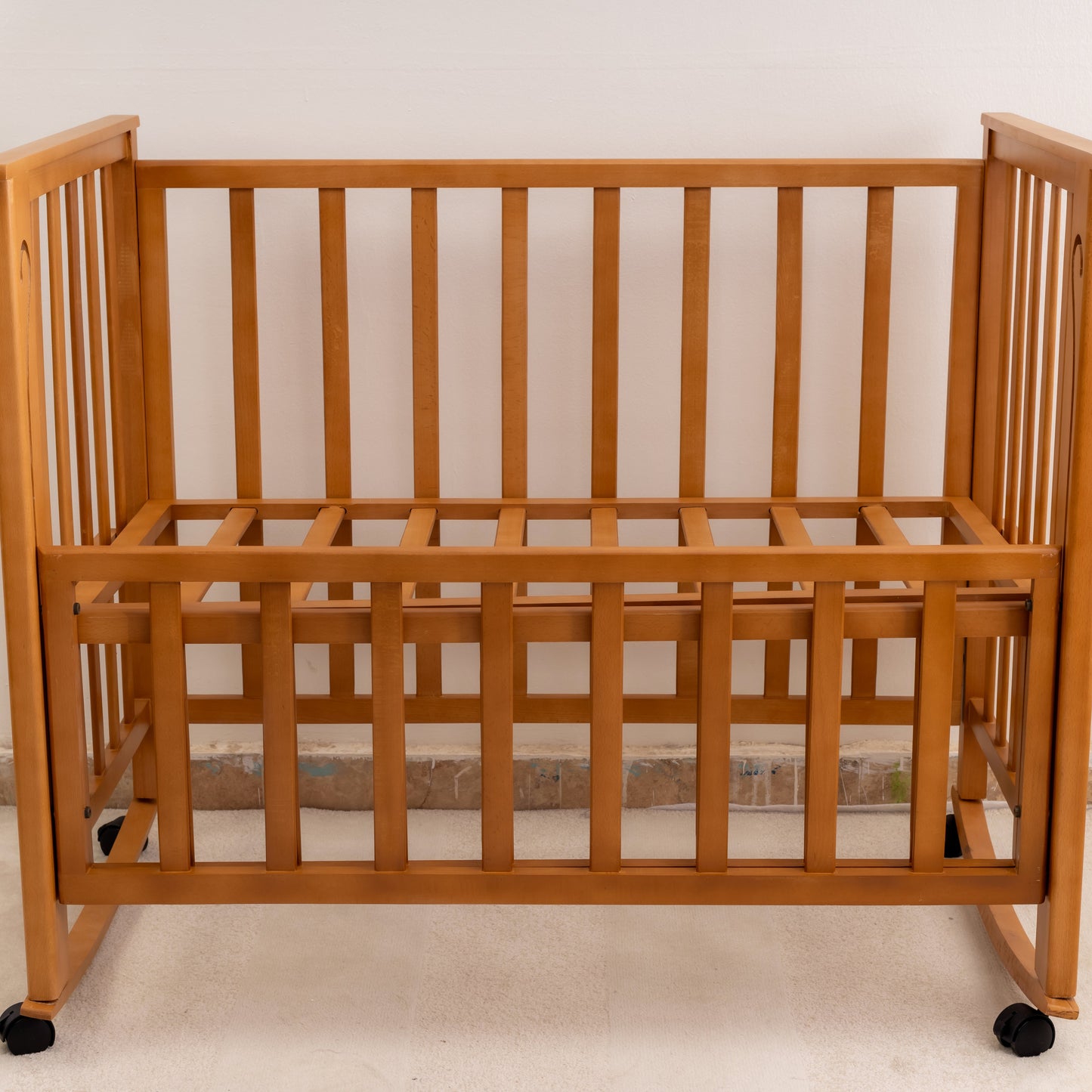 Wooden Crib - سرير بيبي فقط لون خشبي